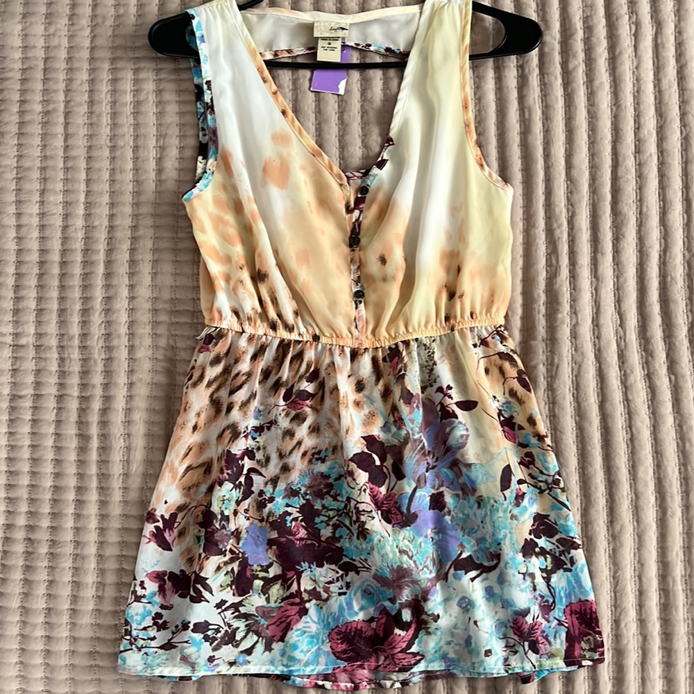 Daytrip buckle women’s shirt, size small